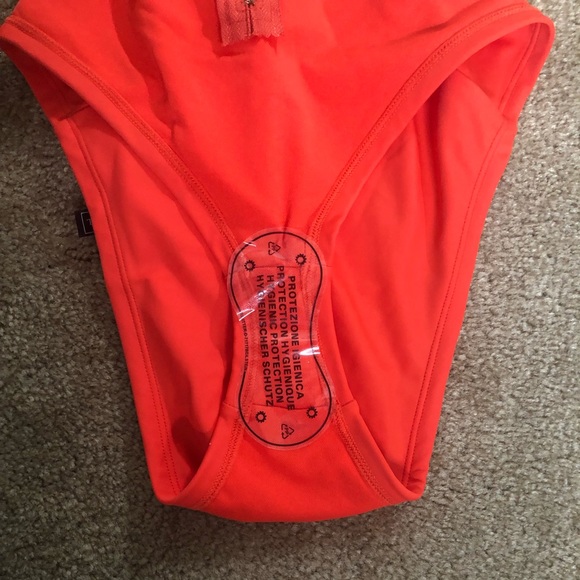 Beautiful and sexy swim suit from fashion nova - Picture 7 of 11